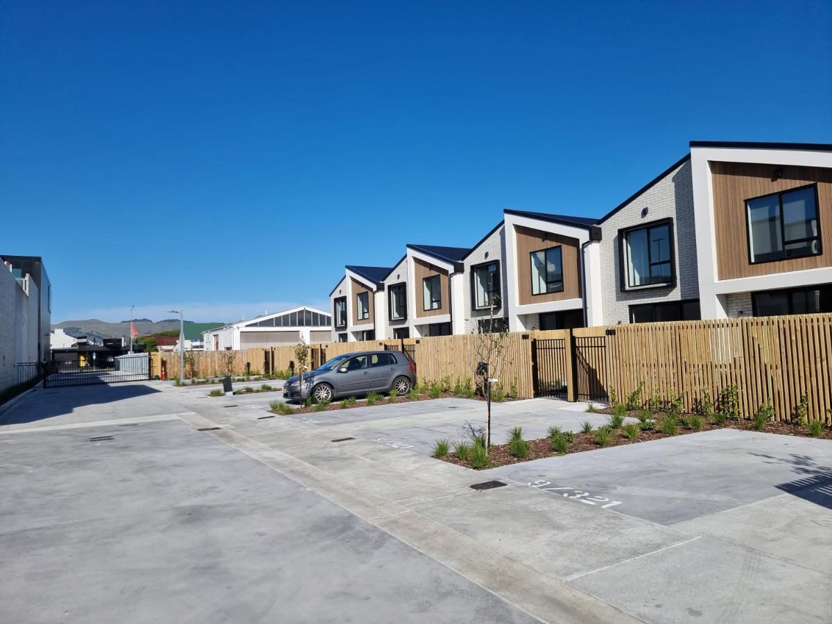 Addington Townhouse With Carpark 8Mins Walk To Hagley Park South Villa ไครสต์เชิร์ช ภายนอก รูปภาพ